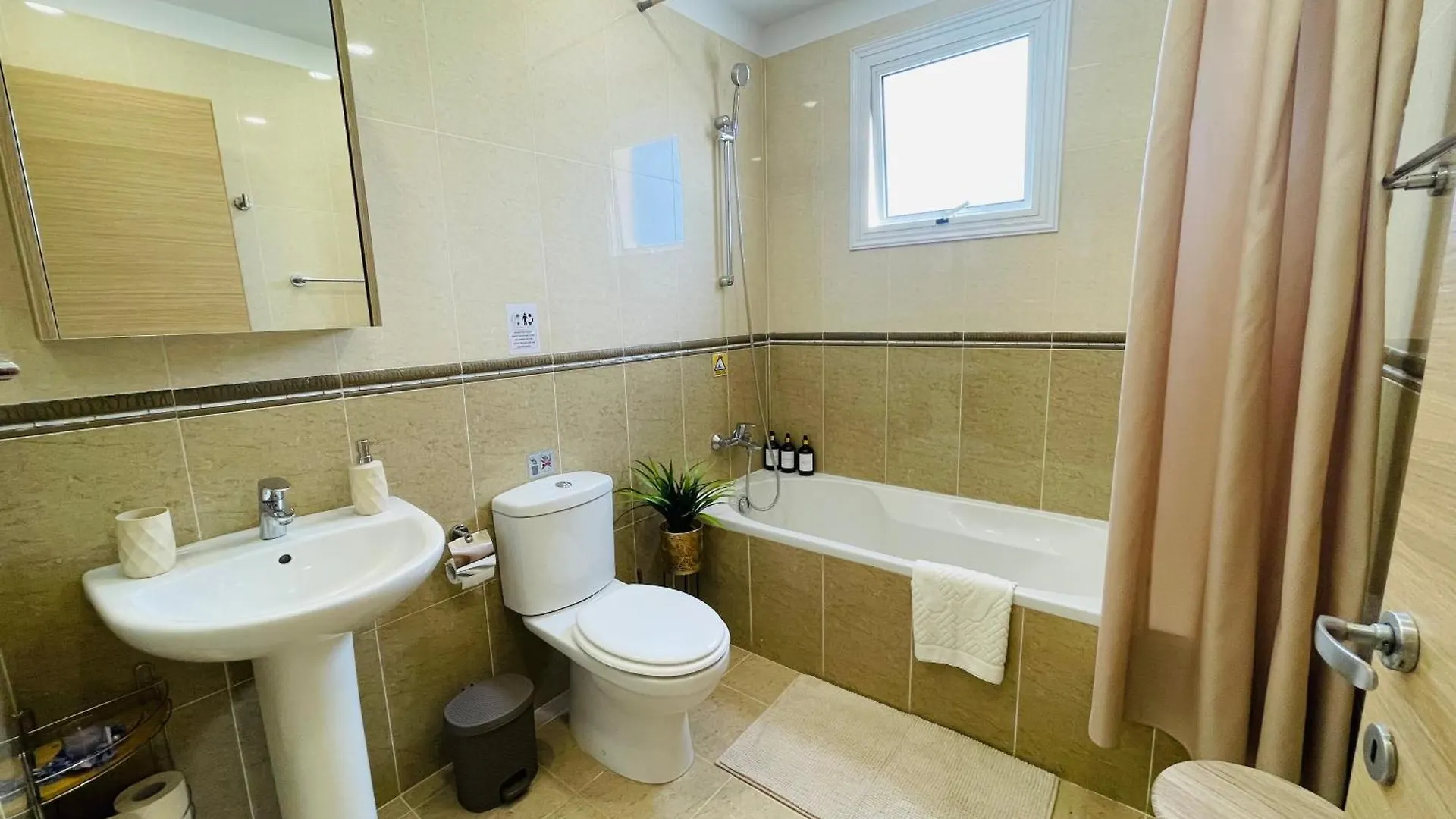 Apartmán Nissi Elena Sunny Cozy Apt Ayia Napa